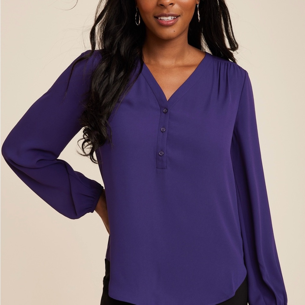 Chic Women's V-Neck Blouse in Deep Purple